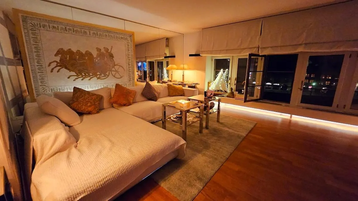 Executive Studio In Pedestrian Area Zurich